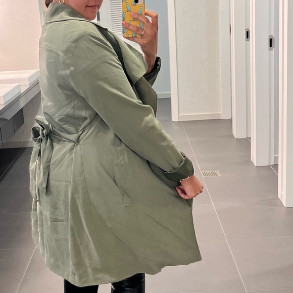 Banana Republic Olive Trench Coat - M - Picture 2 of 3